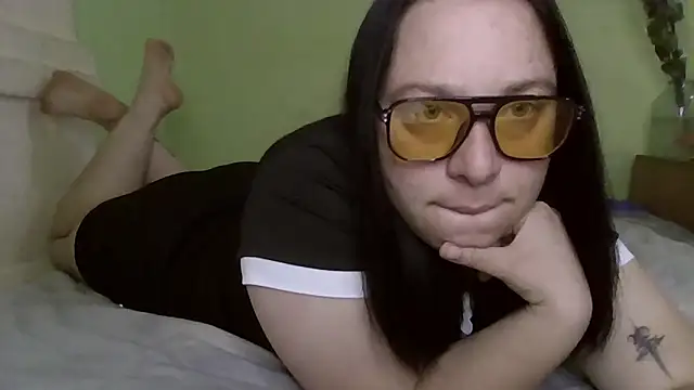 MillaSourety online show from 03-19-26, 07:01