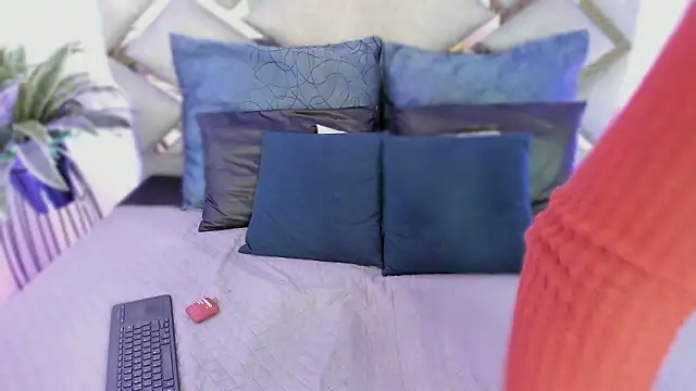 Snapshot of daniela_sps chatting on 02-27-26, 07:03 daniela sps online show from 02-27-26, 07:03