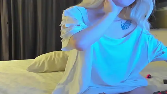 Lesyalisss online show from 04-16-26, 09:39