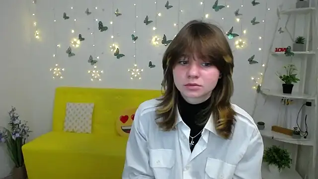 AnnaWest  online show from 02-28-26, 06:25