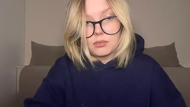 Ophelia Ritz online show from 03-23-26, 10:47