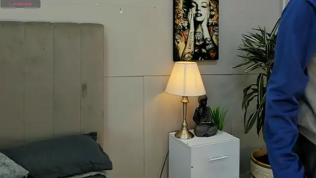 Snapshot of kai_storn chatting on 07-10-26, 11:13 kai storn online show from 07-10-26, 11:13