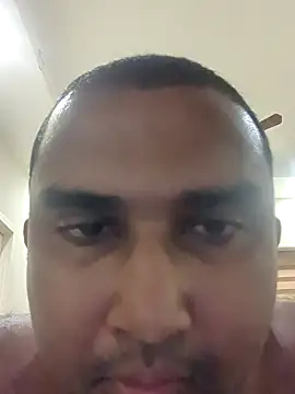 Snapshot of Rokuboii chatting on 07-15-26, 04:12 Rokuboii online show from 07-15-26, 04:12