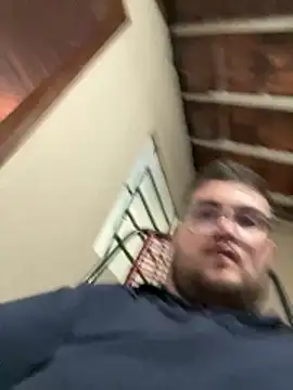 Snapshot of Jmlbsuchi chatting on 02-17-26, 05:37 Jmlbsuchi online show from 02-17-26, 05:37