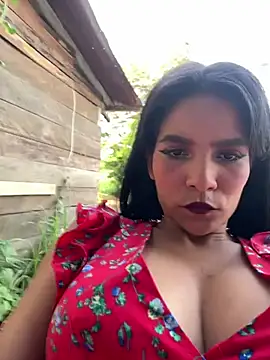 Kitty Wild 19 online show from 05-27-26, 10:07