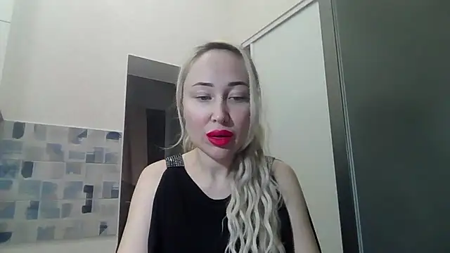 Snapshot of NanaGold2992 chatting on 02-26-26, 03:27 NanaGold2992 online show from 02-26-26, 03:27