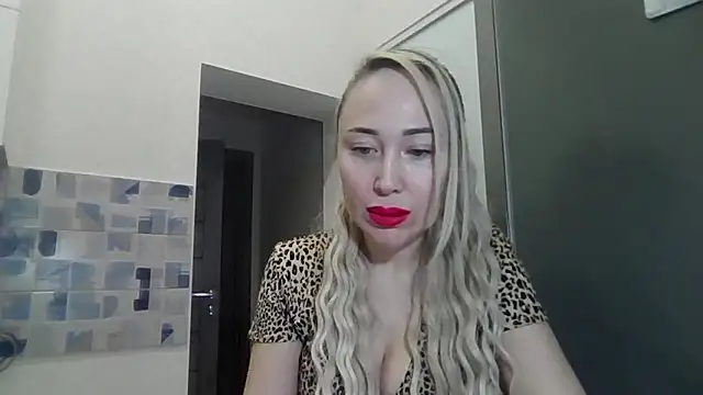 Snapshot of NanaGold2992 chatting on 03-03-26, 03:56 NanaGold2992 online show from 03-03-26, 03:56