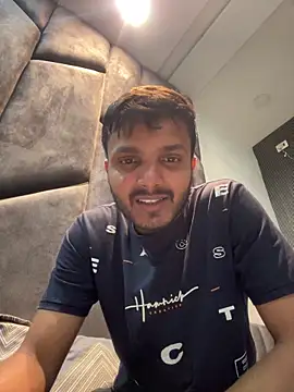 Snapshot of Rocky_mental chatting on 02-23-26, 04:48 Rocky mental online show from 02-23-26, 04:48