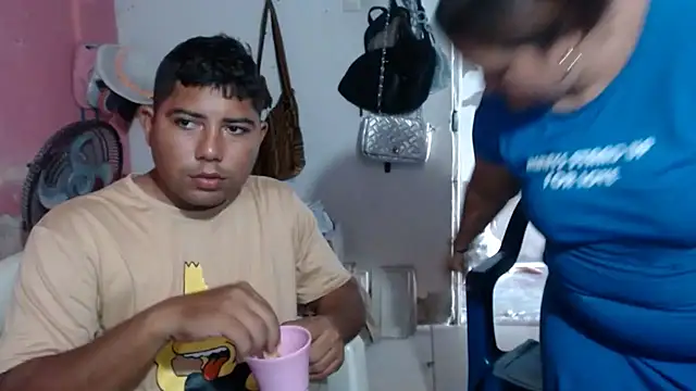 Diosa Rosa online show from 03-15-26, 09:43