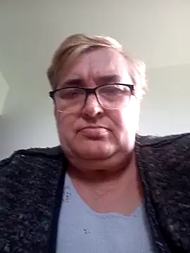Snapshot of SusanStar874 chatting on 04-23-26, 10:14 SusanStar874 online show from 04-23-26, 10:14