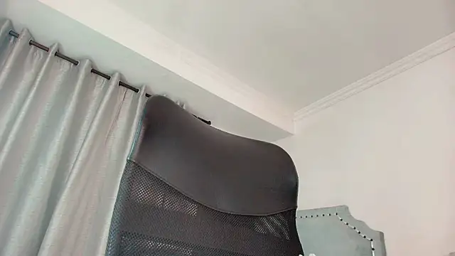 Snapshot of paulina_ponce chatting on 02-03-26, 06:40 paulina ponce online show from 02-03-26, 06:40