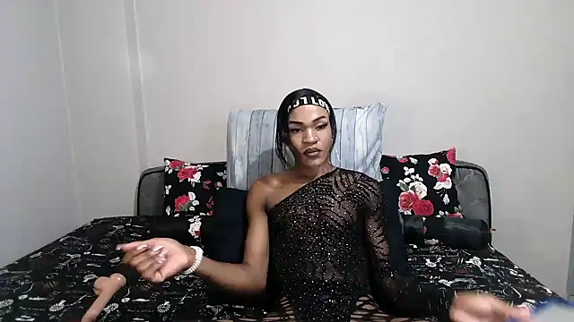 Riaanxxx online show from 03-25-26, 12:49