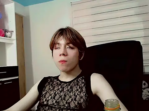 duvisex19 online show from 03-25-26, 01:00