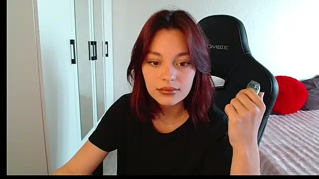 Eva Avea online show from 03-30-26, 08:26