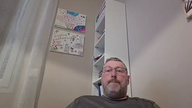 doudou310 online show from 03-09-26, 04:49