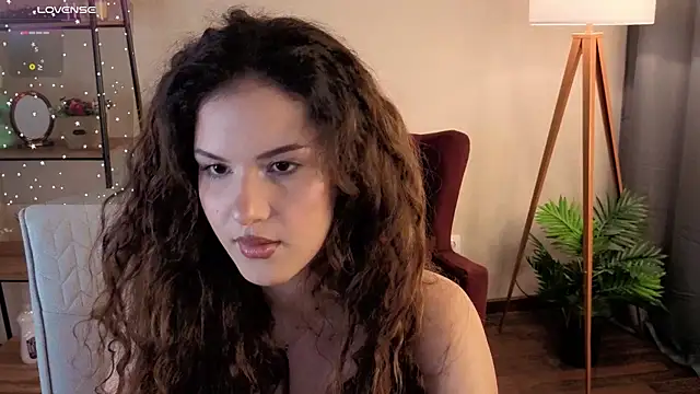 Lili Torin online show from 07-11-26, 08:17