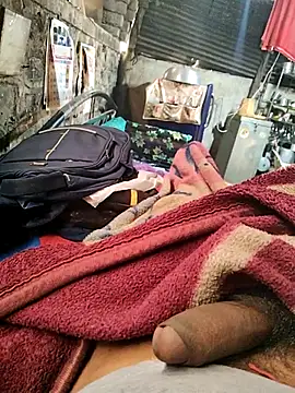 Snapshot of crazyxy12 chatting on 02-13-26, 09:27 crazyxy12 online show from 02-13-26, 09:27