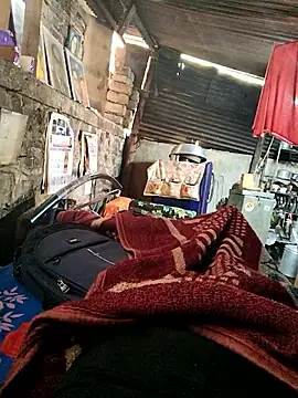 Snapshot of crazyxy12 chatting on 02-17-26, 07:05 crazyxy12 online show from 02-17-26, 07:05