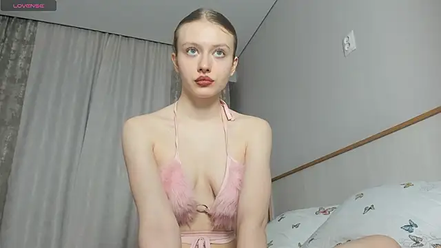 Snapshot of muse_mi chatting on 02-16-26, 02:02 muse mi online show from 02-16-26, 02:02