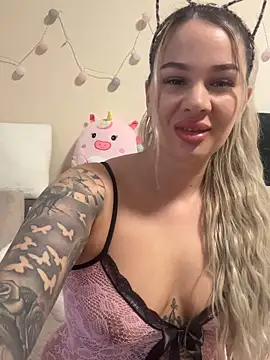 sexybatwomen33 online show from 03-31-26, 06:58