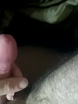 Snapshot of Erkegin001 chatting on 02-07-26, 10:57 Erkegin001 online show from 02-07-26, 10:57