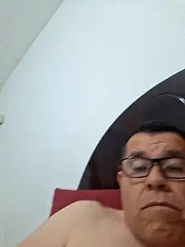 Snapshot of eros3442 chatting on 03-07-26, 03:47 eros3442 online show from 03-07-26, 03:47