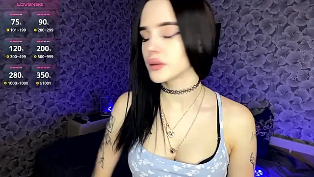 IeshaOsorio online show from 03-26-26, 06:19