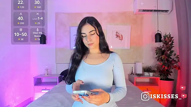 Snapshot of IsabellaSweet__ chatting on 06-15-26, 03:53 IsabellaSweet online show from 06-15-26, 03:53