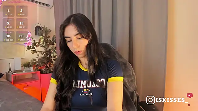 Snapshot of IsabellaSweet__ chatting on 06-18-26, 03:40 IsabellaSweet online show from 06-18-26, 03:40