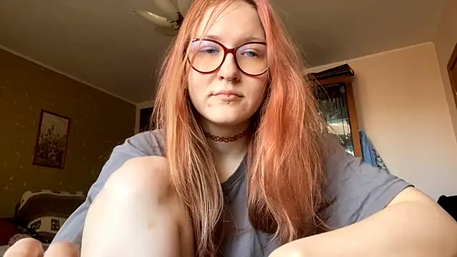 Snapshot of LaureenVielma chatting on 02-18-26, 08:21 LaureenVielma online show from 02-18-26, 08:21