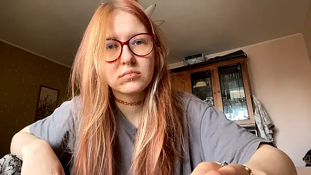 Snapshot of LaureenVielma chatting on 02-23-26, 08:22 LaureenVielma online show from 02-23-26, 08:22