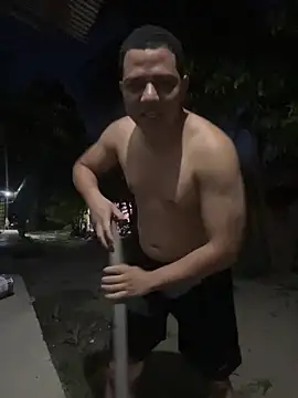 Snapshot of Loaisn chatting on 02-14-26, 10:50 Loaisn online show from 02-14-26, 10:50