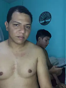 Snapshot of Loaisn chatting on 02-23-26, 01:58 Loaisn online show from 02-23-26, 01:58