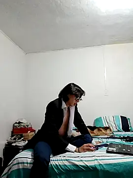 Snapshot of Particular0189 chatting on 02-05-26, 06:51 Particular0189 online show from 02-05-26, 06:51