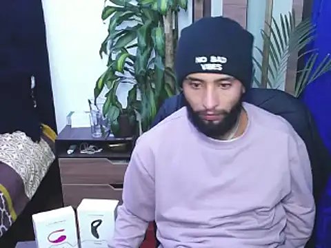 Snapshot of _noahdiaz chatting on 02-21-26, 10:55 noahdiaz online show from 02-21-26, 10:55