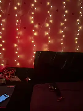 Snapshot of magic_man1085 chatting on 02-14-26, 06:32 magic man1085 online show from 02-14-26, 06:32