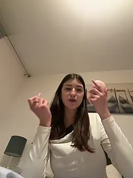 Snapshot of shyhabibi chatting on 02-27-26, 07:03 shyhabibi online show from 02-27-26, 07:03