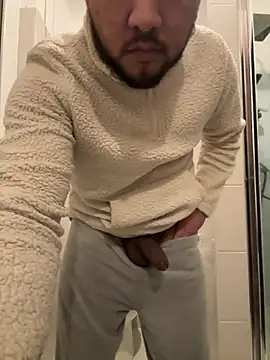 latinocalientehot online show from 03-26-26, 09:53