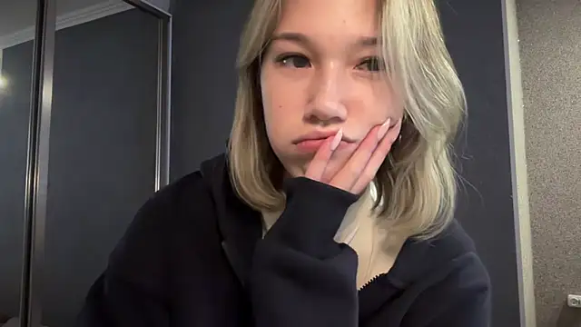 lilXdomiii online show from 04-08-26, 09:20