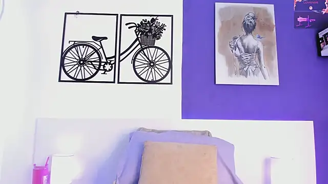 Snapshot of Summer1- chatting on 02-17-26, 03:03 Summer1- online show from 02-17-26, 03:03