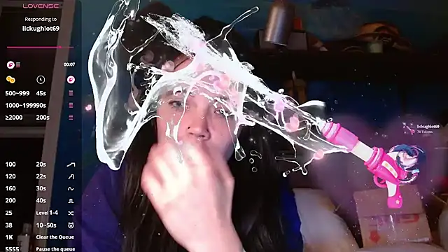 ahungkittykat online show from 04-28-26, 03:55