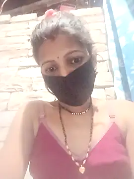 Divya-11431 online show from 02-18-26, 03:52