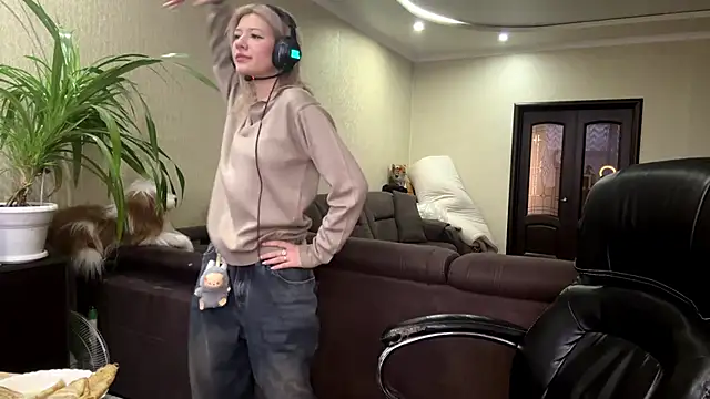 Snapshot of LadyFoxLove chatting on 02-02-26, 10:58 LadyFoxLove online show from 02-02-26, 10:58