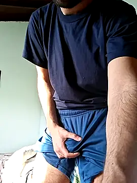 Snapshot of gonzalitoC4 chatting on 07-16-26, 06:58 gonzalitoC4 online show from 07-16-26, 06:58