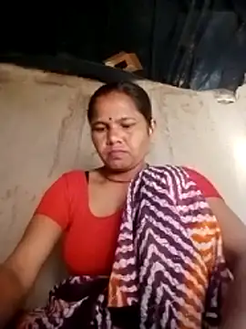 Snapshot of Pooja_sahu chatting on 02-08-26, 04:16 Pooja sahu online show from 02-08-26, 04:16