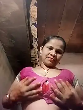 Snapshot of Pooja_sahu chatting on 05-15-26, 05:25 Pooja sahu online show from 05-15-26, 05:25