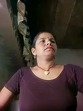 Snapshot of Pooja_sahu chatting on 05-21-26, 06:04 Pooja sahu online show from 05-21-26, 06:04