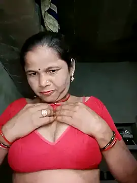 Snapshot of Pooja_sahu chatting on 05-25-26, 05:30 Pooja sahu online show from 05-25-26, 05:30