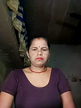 Snapshot of Pooja_sahu chatting on 06-11-26, 06:39 Pooja sahu online show from 06-11-26, 06:39