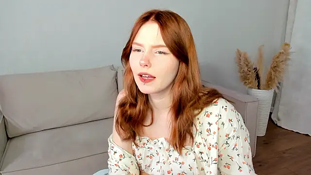 Julia Anis online show from 03-09-26, 01:09